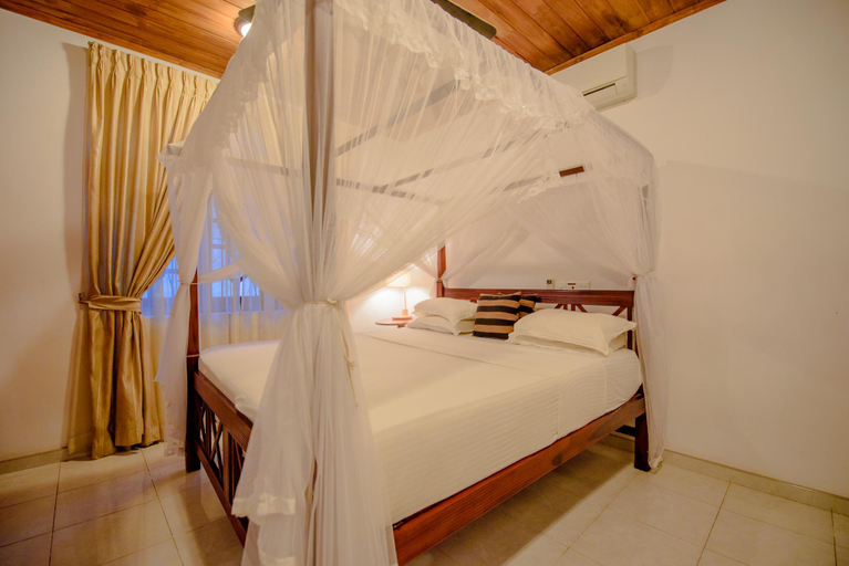 Bedroom 3, Muhsin Villa, Galle Four Gravets