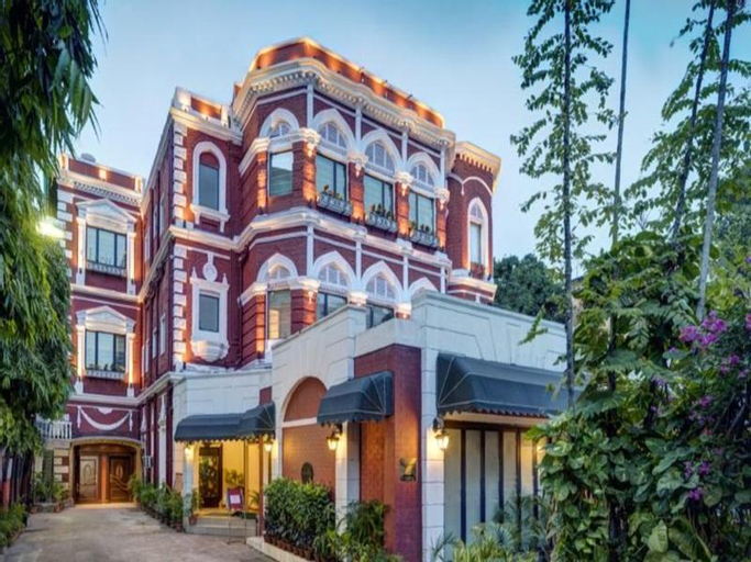 The Astor Kolkata, Kolkata