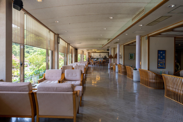 Public Area 2, Senpokaku, Toba