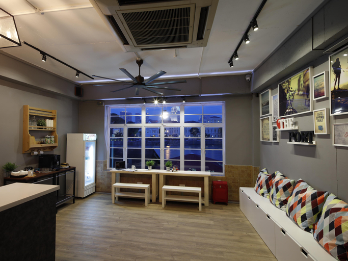 Public Area 5, BEAT. Capsule Hostel @ Boat Quay, Singapore