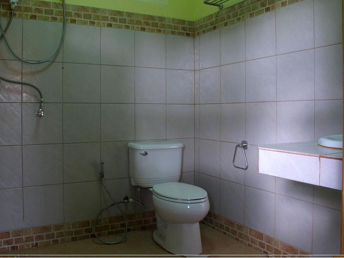 Bathroom 3, Gerd and Noi resort, Takua Pa