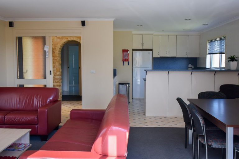 Public Area 5, Beachway Motel And Restaurant, Central Coast - Pt A