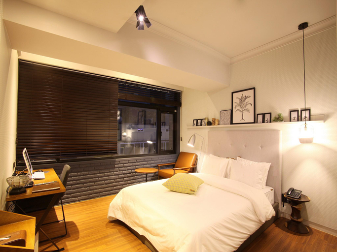 Bedroom 3, Hound Hotel, Busanjin