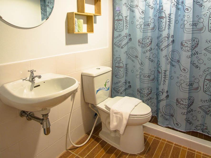 Bathroom 4, Nautical Home Khaolak Bed and Breakfast, Takua Pa