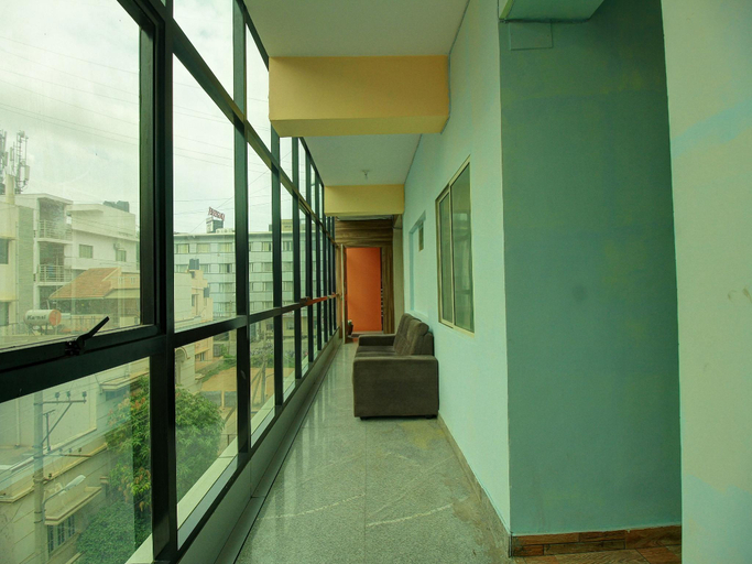 Public Area 4, Hotel O Sri Sai Guru Comforts, Bangalore