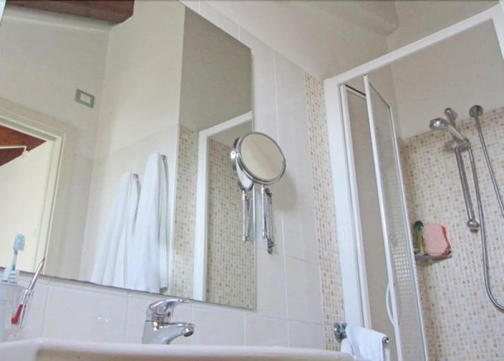 Bathroom 4, Hotel La Plage, Rimini