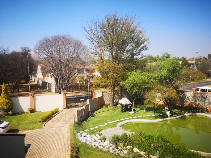 Exterior & Views 2, Royal Olympia Lodge, City of Johannesburg