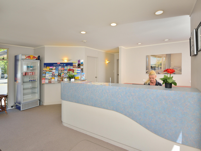 Public Area 2, Shoreline Motel, Napier