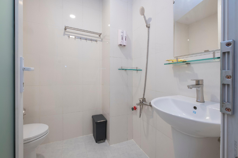 Bathroom, Beauty Guesthouse, District 1