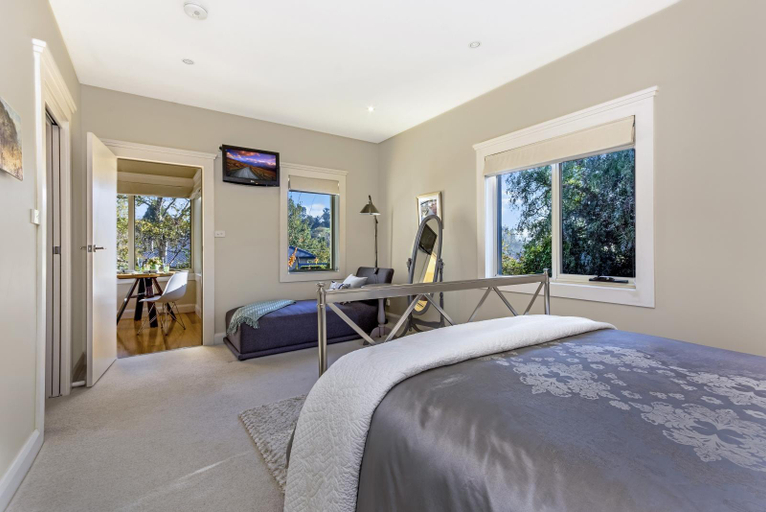 Bedroom 2, Topiary Haven Bed & Breakfast, Launceston - Pt B