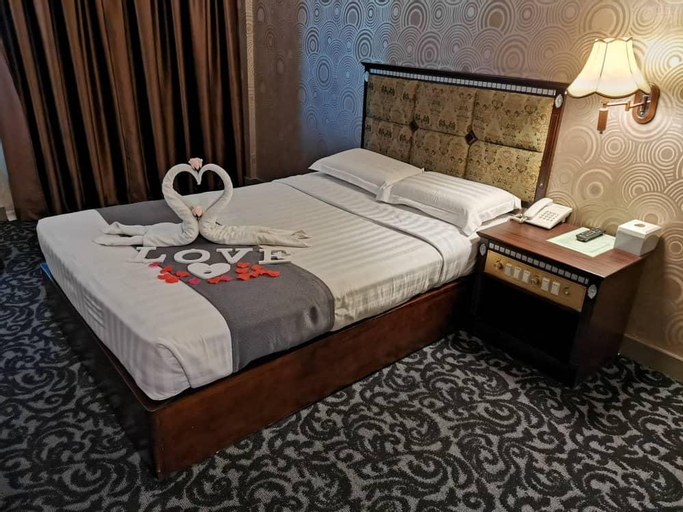 Bedroom 3, Greenleaf Hotel, Kuantan