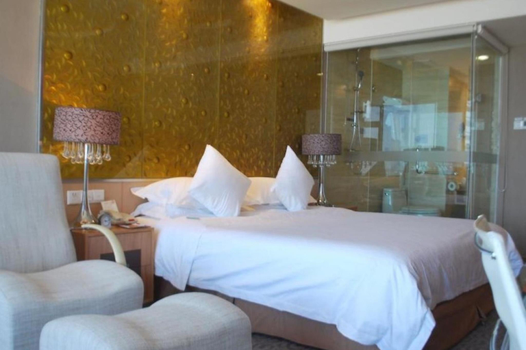 Bedroom 5, Weihai Center Hotel, Weihai