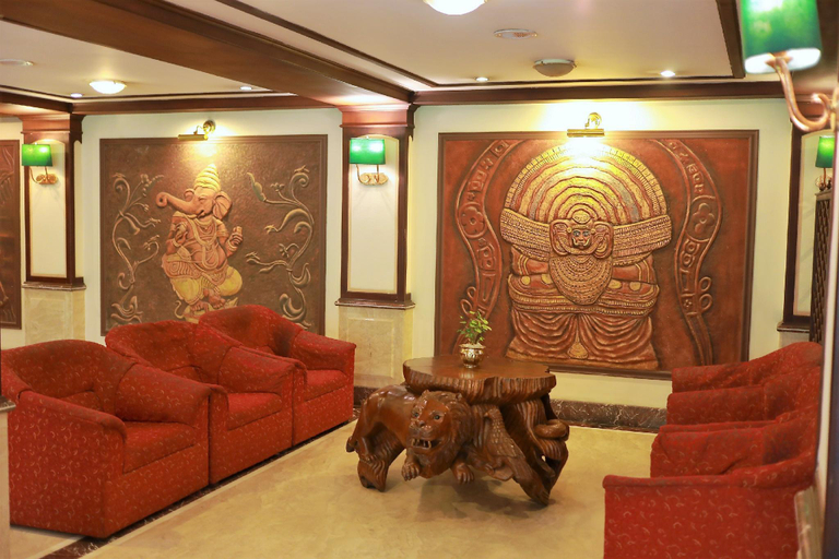 Public Area 2, Eastend Munnar, Idukki