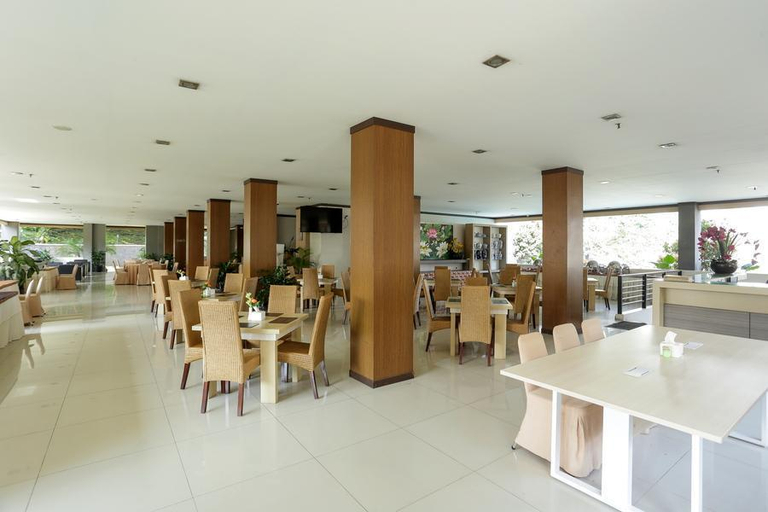 Food & Drinks 4, Grand Hani Hotel, Bandung