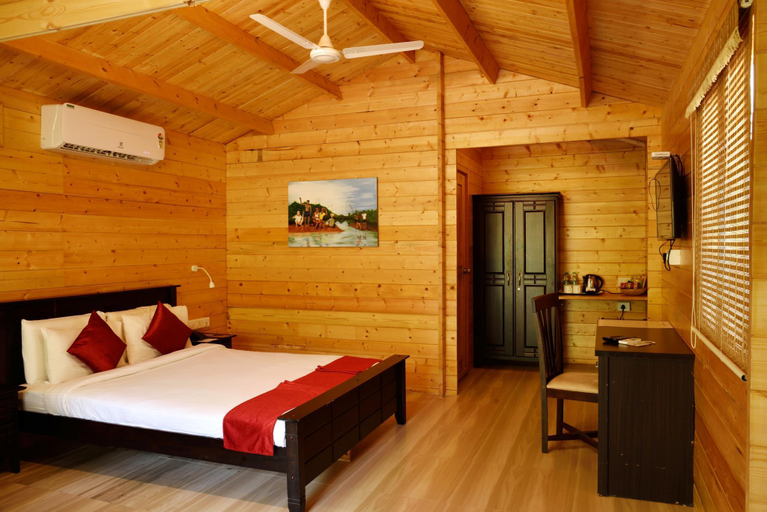 Bedroom 3, Majestic Beach Comforts, South Goa
