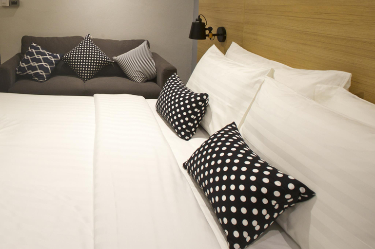 Bedroom 4, The Plug hotel @ i-Biz Avenue, Muang Nakhon Si Thammarat
