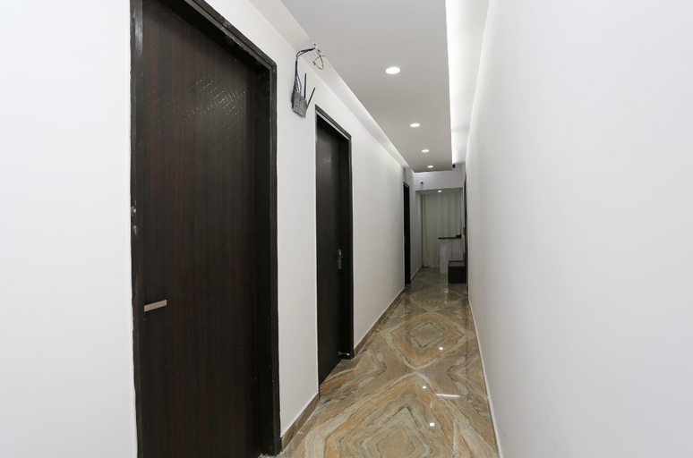 Public Area 4, Hotel O South Galaxy, Delhi