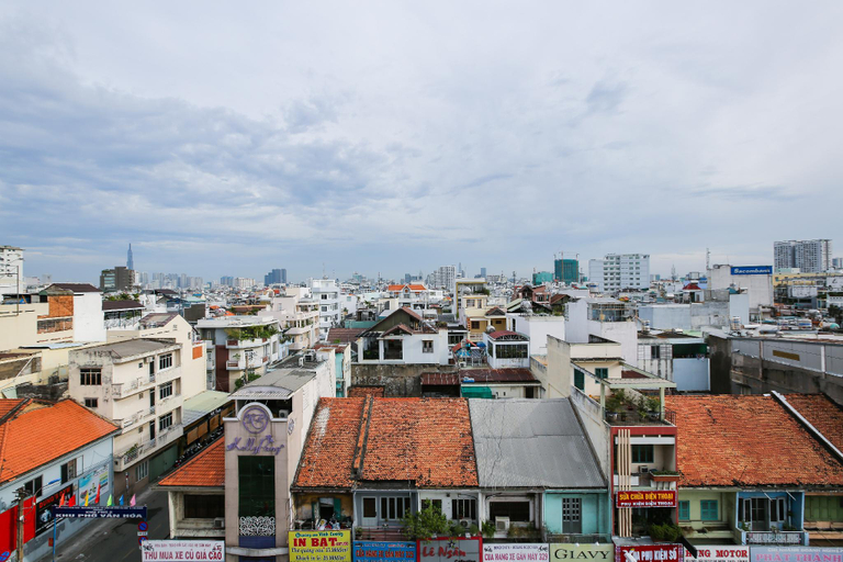 Exterior & Views, Goldstay 218, Phú Nhuận