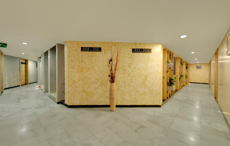 Public Area 2, Central Beacon Hotel, Surat