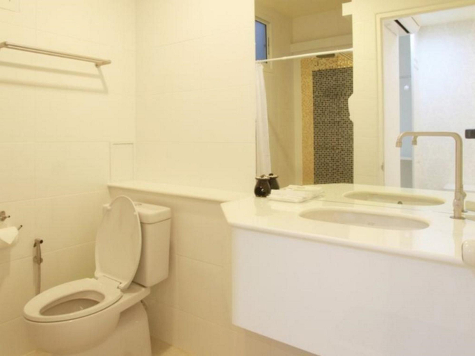 Bathroom 5, Banlomnow Hotel, Muang Chiang Rai