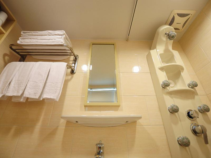 Bathroom, Kindness Hotel Xiong Zhong, Kaohsiung