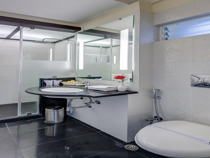 Bathroom, Viceroy Boutique Hotel Kolkata, North 24 Parganas
