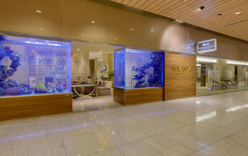 Public Area 5, Niranta Transit Hotel Mumbai Airport - At Arrivals, Mumbai Suburban