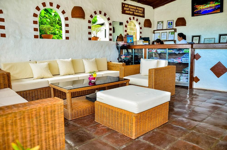 Public Area 3, Steps Garden Resort, Puerto Galera