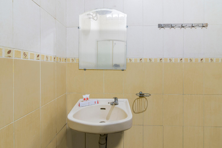 Bathroom 4, Hotel Pakuning, Yogyakarta