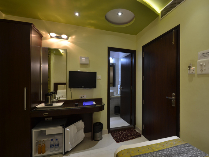 Exterior & Views, Hotel Central Residency, Varanasi