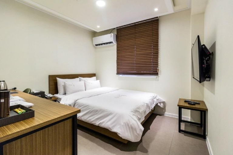 Bedroom 3, Jeonju Hotel Neul, Jeonju