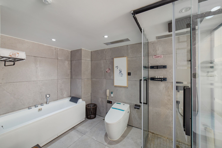 Bathroom 4, LiuHeYunYan Hotel.Dali, Dali Bai