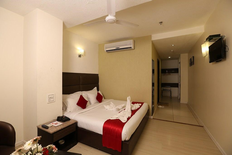 Bedroom, Tulip Inn Zirakpur, Sahibzada Ajit Singh Nagar