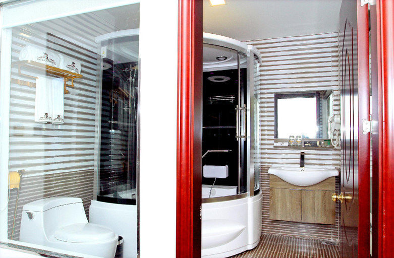 Bathroom 5, Gallant Hotel 154, Hải An