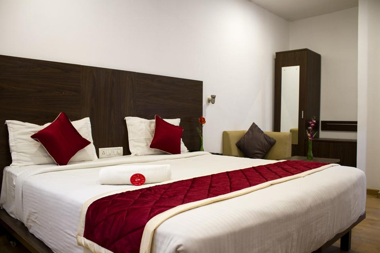 Bedroom 3, Addhuri Comforts Hotel, Mysore