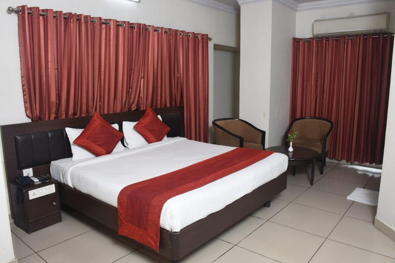 Bedroom, Hotel Regency, Varanasi