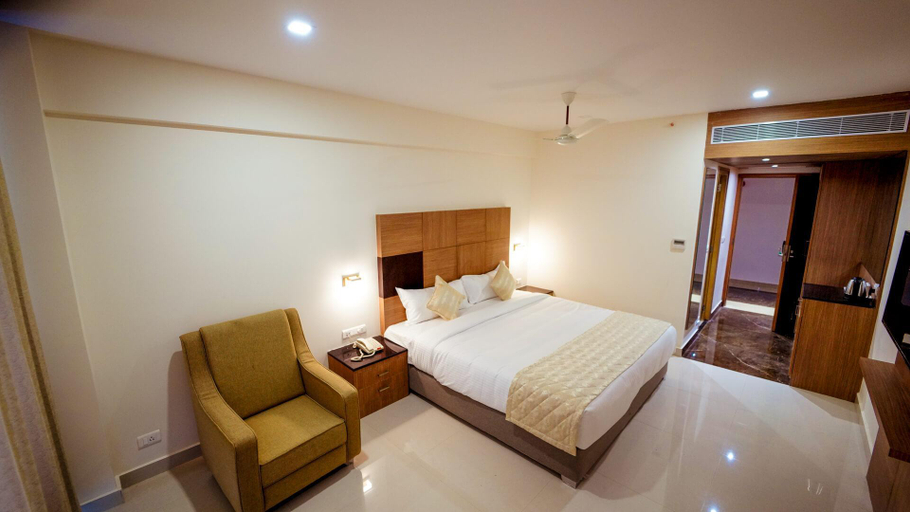 Bedroom 2, Hotel Blossoms, Tiruchirappalli