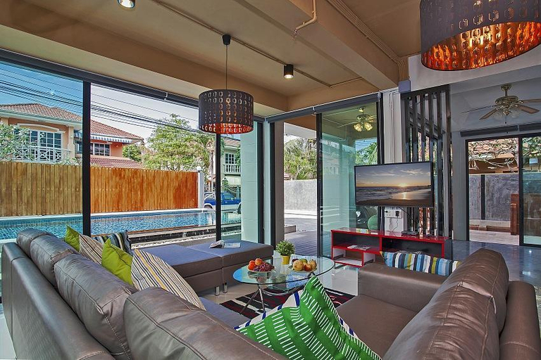 Public Area, Vichy Villa, Pattaya