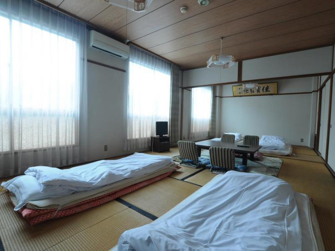 Bedroom 3, Gero Onsen Business Hotel Fukiya, Gero