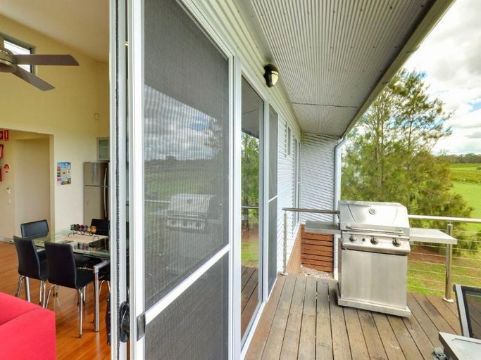 Bedroom, Adina Vineyard Accommodation, Cessnock