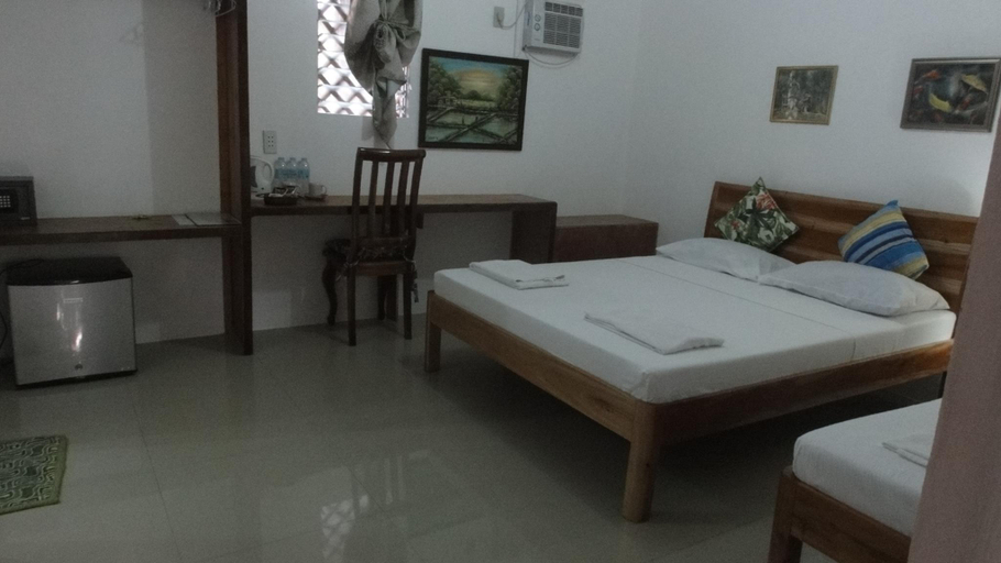Bedroom, Sea Turtle House, Moalboal