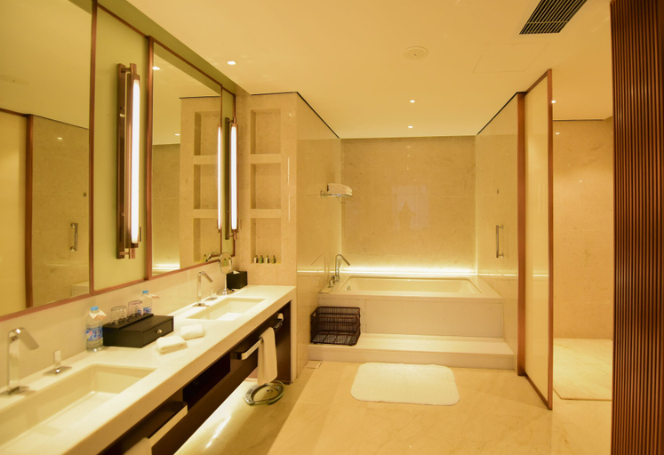 Bathroom 5, Jinling Yew Resort Wuxi, Wuxi