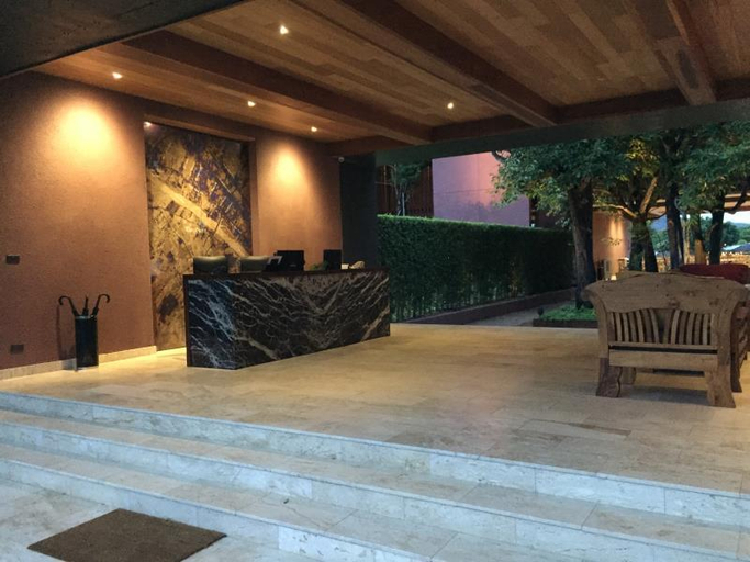 Public Area 3, The Glory River Kwai Hotel, Muang Kanchanaburi
