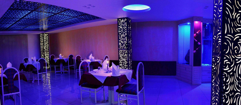Hotel Mountain Top, Kullu
