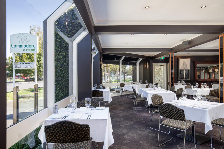 Food & Drinks 5, The Commodore, Mount Gambier