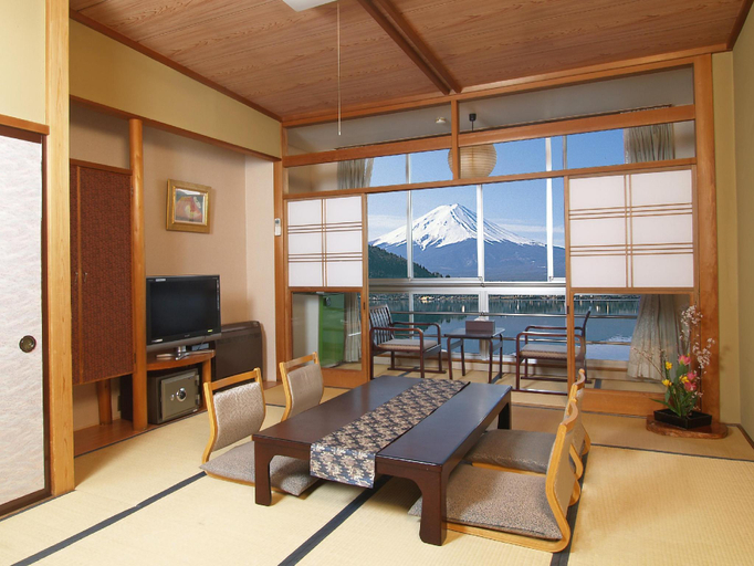 Bedroom 2, Hotel New Century, Fujikawaguchiko