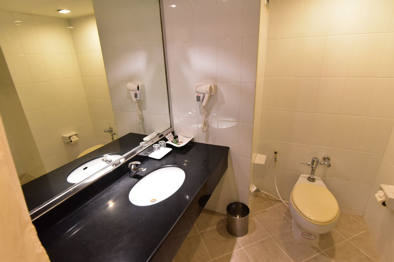 New Season Hotel, Hat Yai