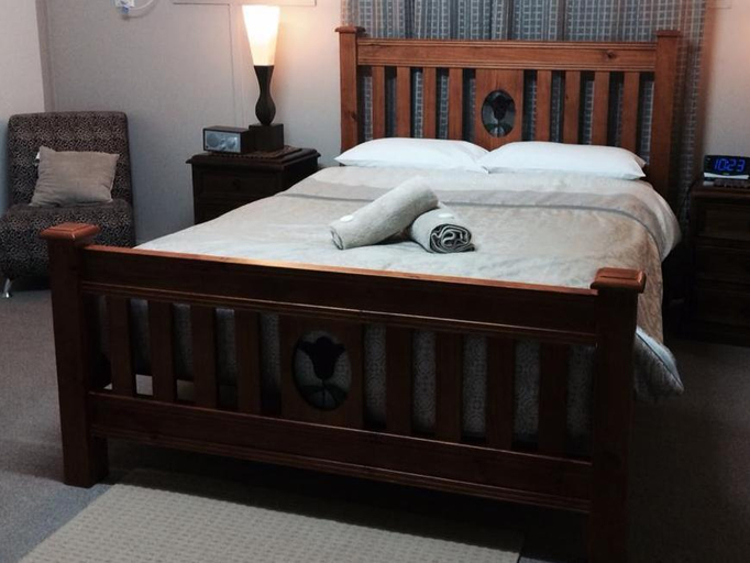 Bedroom 5, Warrego Hotel Motel Cunnamulla, Paroo