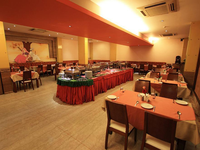 Food & Drinks 5, Parijatha Gateway, Bangalore