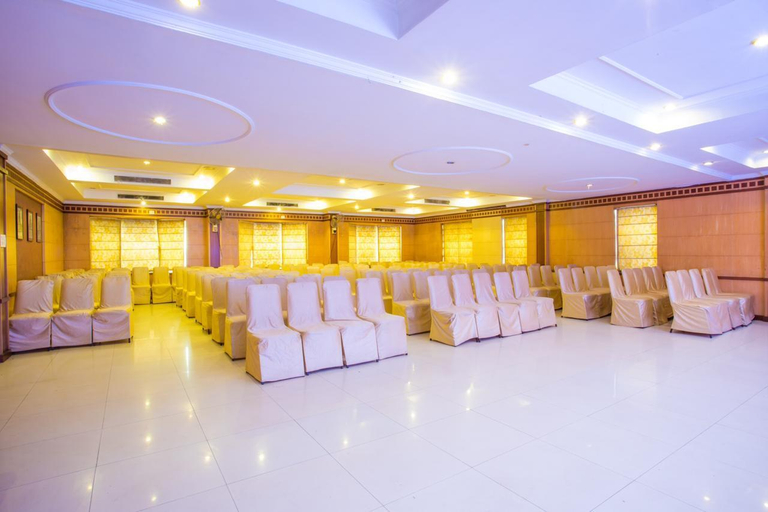 Public Area 3, Hotel Grand Palace, Kancheepuram